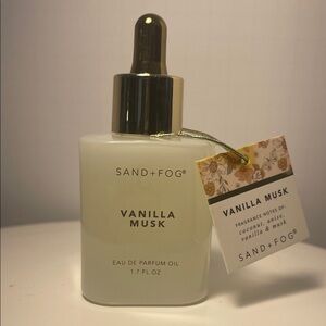 💰 Sand + Fog “Vanilla Musk” Scented Body Oil - 1.7 fl oz NWT **